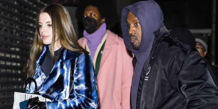 ¡Confirmado! Kanye West y la actriz Julia Fox tienen una relación amorosa 1 Confirman una relación amorosa