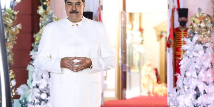 Maduro hizo un llamado a la población a continuar cuidándose del COVID-19 1 Maduro aseguró que la vacuna ha reforzado los anticuerpos