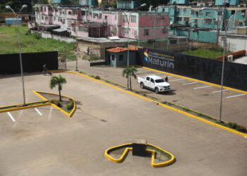 Mejoras en el mercado municipal Los Bloques en Maturín.