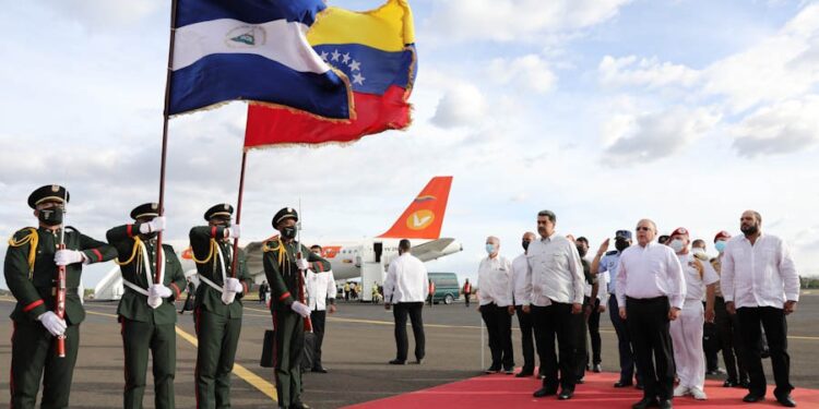 presidente nicolas maduro arriba a nicaragua para participar en la toma de posesion de daniel ortega 92314