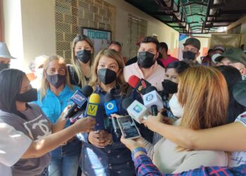 Ministra del Poder Popular para la Educación, Yelitze Santaella.