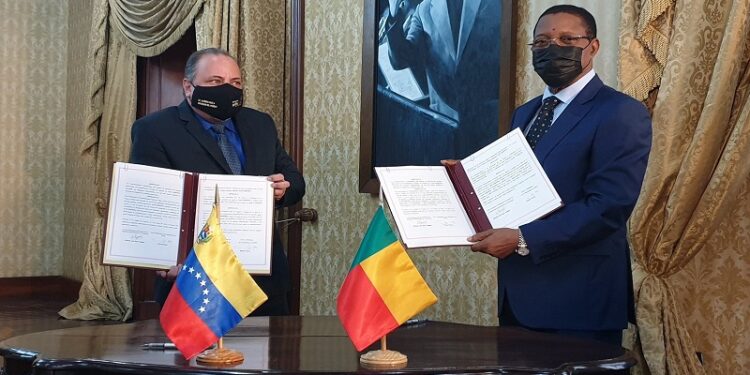 Venezuela y Benín firman Memorándum de Cooperación en DDHH