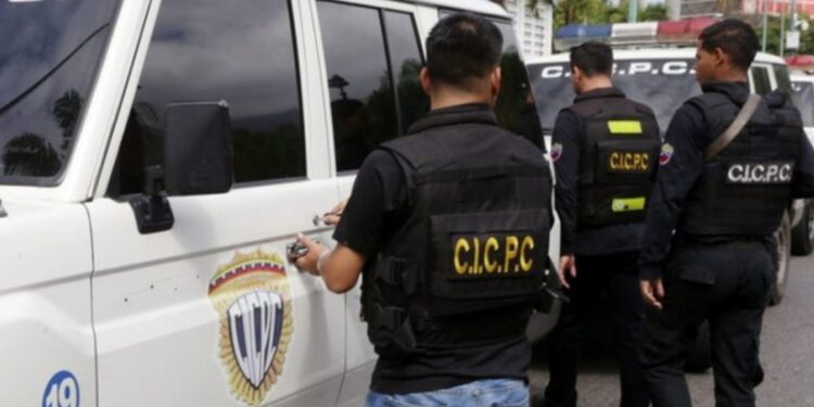 Capturaron a banda criminal que robaba en El Ávila "Los Azotes de Sabas Nieves" 1 Los detenidos fueron puestos a la orden del ministerio público.