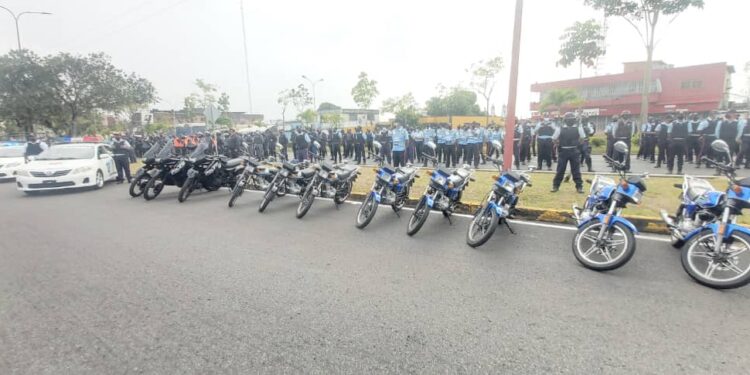 Monagas: 3 mil 500 efectivos se desplegaron en Operativo Carnavales Seguros y Bioseguros 2022 1 En Monagas arrancó despliegue de seguridad Carnavales Seguros y Bioseguros 2022.