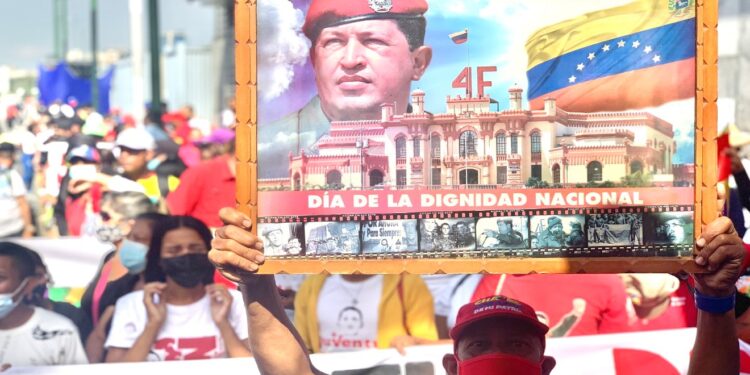 Movilización en Caracas conmemoró rebelión cívico-militar del 4F