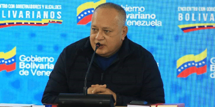 Diosdado Cabello catalogó de "traidor" a quienes llaman a invasión