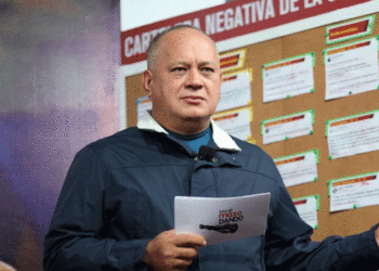 Cabello exige a funcionarios británicos devolver el oro que se robaron