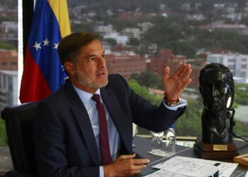 Venezuela rechaza acusaciones de Colombia