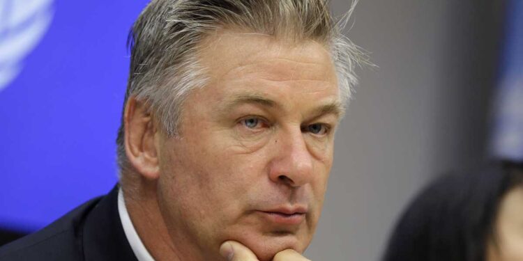 Familia de la Directora de Fotografia de Alec Baldwin inician demanda en su contra a 4 Meses de su muerte 1 J6ZRXQBZABGEXNILNATAAIGQAQ