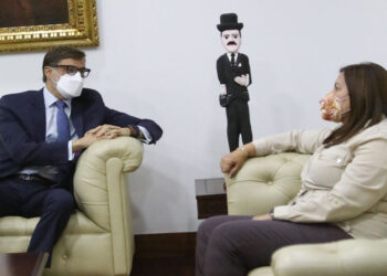 Revisan estrategias de desarrollo integral para Caracas