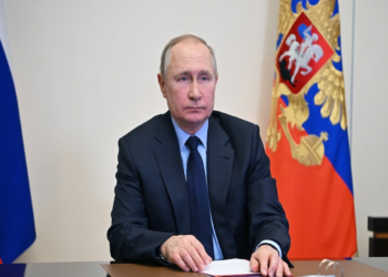 Putin ordena imponer un régimen especial de alerta