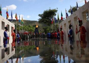 Plaza 4F Día de la Dignidad Nacional.
