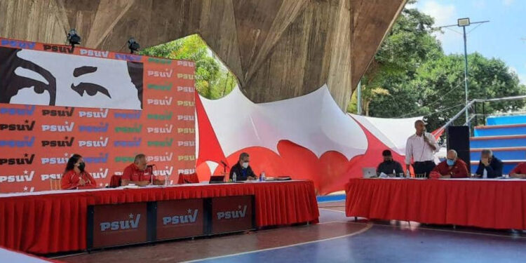 Héctor Rodríguez: asambleas para postulación de delegados favorecen el avance político 1 Héctor Rodríguez: asambleas para postulación de delegados favorecen el avance político