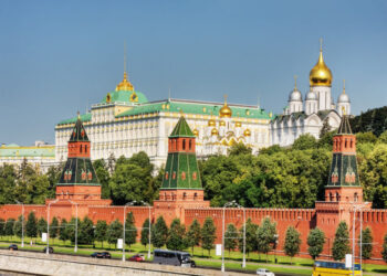 Rusia acusa a Ucrania de arruinar alto al fuego