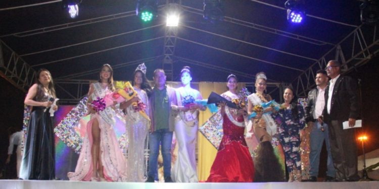 Monagas: Aguasay coronó a cinco hermosas jóvenes en las XXVII Ferias de San José 1 989055de 908b 4b73 9e8c b14e5d0ce811