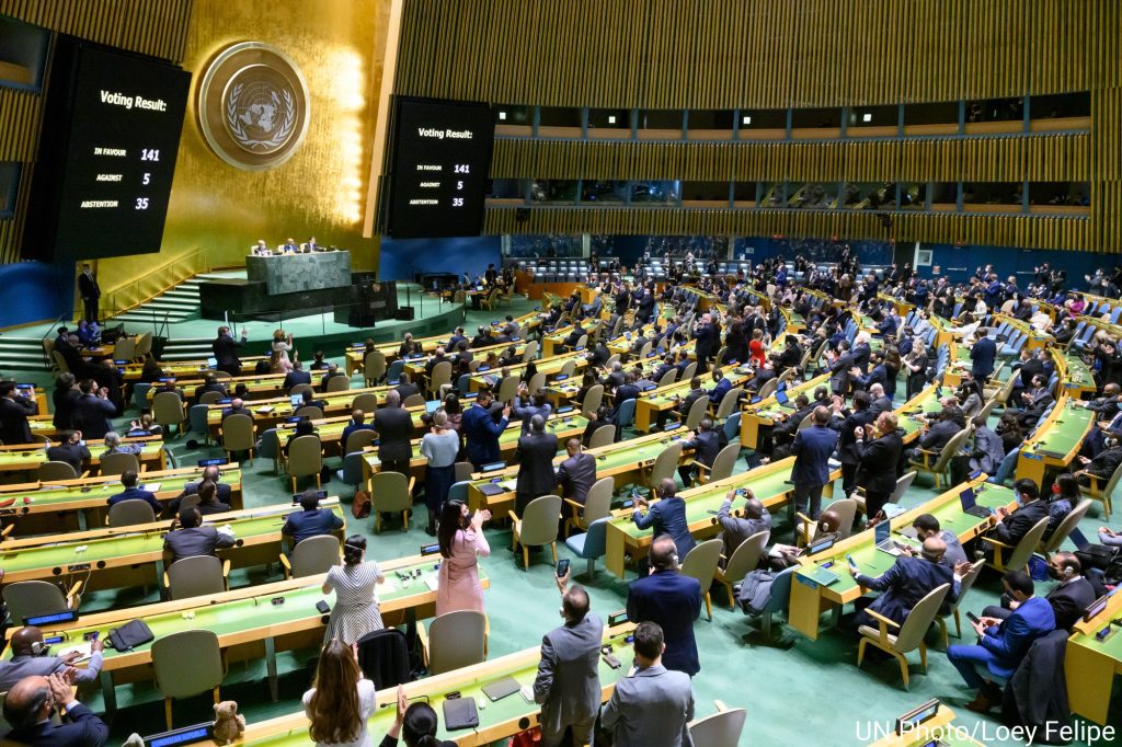 Asamblea General de la ONU condena por mayoría aplastante la invasión rusa de Ucrania