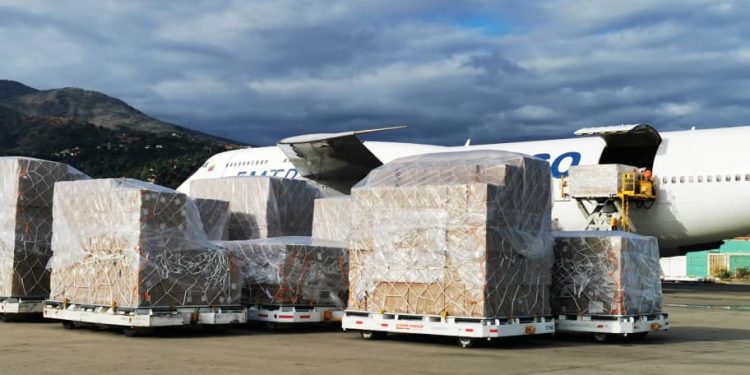 Venezuela recibió 69 toneladas de medicamentos de China 1 FNF2rjtXIAE4ll1