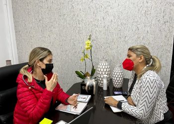 Sorenelly Zambrano de Luna, Primera dama  de Monagas y presidenta de la Fundación Regional El Niño Simón y María Fagundez, directora de Educación en la entidad.