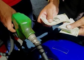 Alrededor de 100 estaciones de servicio del país venderán gasolina a precio internacional