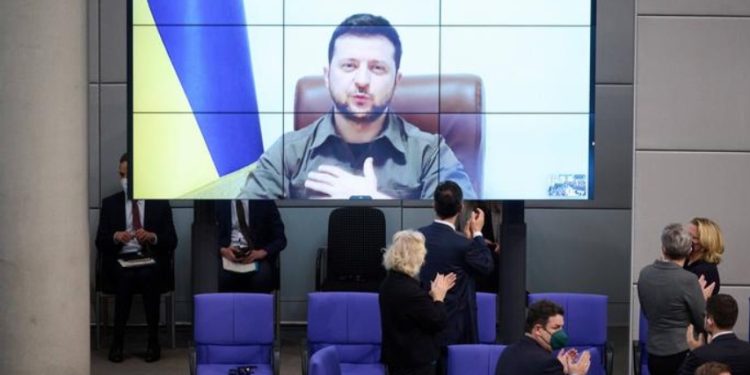 Ucrania: Zelenski alerta ante Berlín de un «nuevo muro» 1 New Project 2022 03 17T081432.368