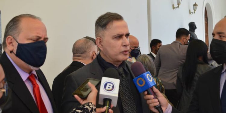 FGR: Estamos haciendo letra viva de la Constitución y de la democracia del país 1 Fiscal General de la República, Tarek William Saab