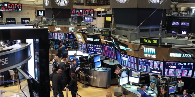 Bolsas de valores de EE.UU. se dispara ante enfrentamiento militar de ambas naciones