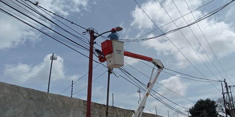 Fuerte bajón de luz se registró este martes en Caracas y diferentes estados 1 corpoelec 70328