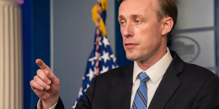 Impondrán más sanciones a Rusia durante viaje europeo de Biden