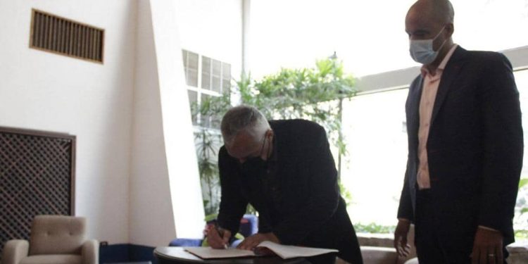 Gobernador de Miranda, Héctor Rodríguez junto al Ministro de Turismo, Alí Padrón.