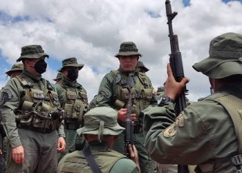 El MG Félix Osorio, Comandante del Ejército Bolivariano visitó Monagas.