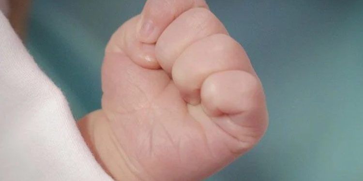 Detenida pareja por golpear, quemar y arrancarle las uñas a una bebé 1 photo1648067596