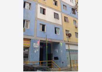 1280x720 anti flash white solid color background 39