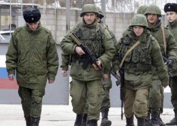 Alrededor de mil soldados ucranianos se rinden en Mariupol