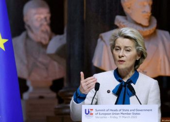 Unión Europea impulsará sanciones a Rusia para prohibir importación y exportación de carbón, petróleo y gas