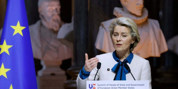 Unión Europea impulsará sanciones a Rusia para prohibir importación y exportación de carbón, petróleo y gas 1 Unión Europea impulsará sanciones a Rusia para prohibir importación y exportación de carbón, petróleo y gas