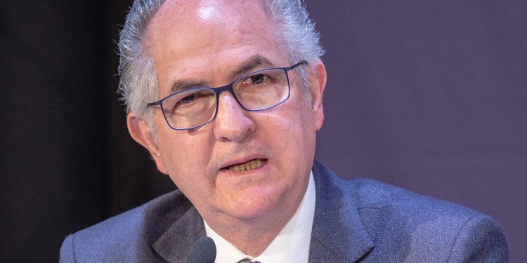 Ledezma envió carta a Biden para pedir que mantenga las sanciones contra Maduro 1 Antonio Ledezma, exalcalde metropolitano de Caracas.