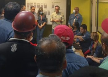 Instalan mesas de diálogo en Sidor para dar solución a reclamos salariales de la clase obrera