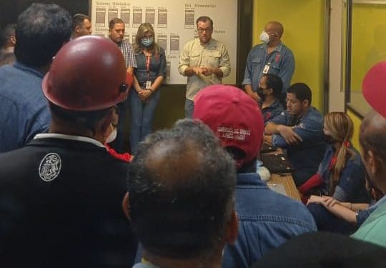 Instalan mesas de diálogo en Sidor para dar solución a reclamos salariales de la clase obrera 1 Instalan mesas de diálogo en Sidor para dar solución a reclamos salariales de la clase obrera