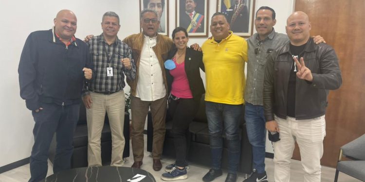 Apoyan el nombramiento bajo el lema "Paz, trabajo y prosperidad"