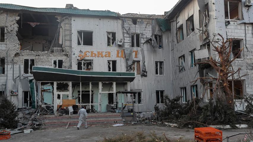 Bombardeos rusos destruyeron 21 clínicas en Ucrania