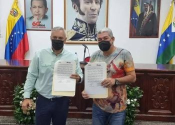 Ministro de Turismo Alí Padrón junto al Gobernador de Apure Eduardo Piñate.