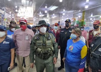 Zodi Monagas despliega operativo especial de información y verificación de precios justos en el casco central de Maturín 2 Autoridades civiles y militares realizaron el operativo especial.