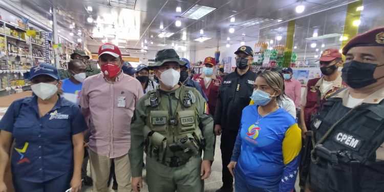 Autoridades civiles y militares realizaron el operativo especial.