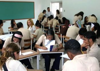 Reto sexual entre estudiantes preocupa a autoridades en Venezuela