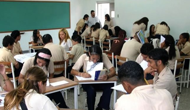 Reto sexual entre estudiantes preocupa a autoridades en Venezuela