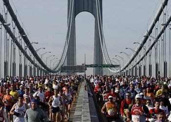 Hombre muere tras desmayarse durante su participación en el maratón en Brooklyn