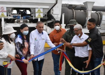Gobernador Ángel Marcano reinauguró Planta de Asfaltos Bolívar en Caroní