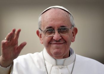 Papa: el conflicto en Ucrania fue facilitado por los ladridos de la OTAN