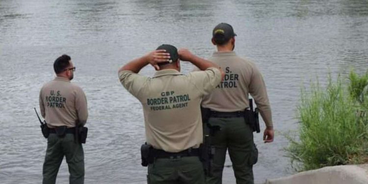 Mujer embarazada muere ahogada al tratar de cruzar el Río Bravo 1 1652224533 embarazada hondurena muere ahogada su intento cruzar rio bravo