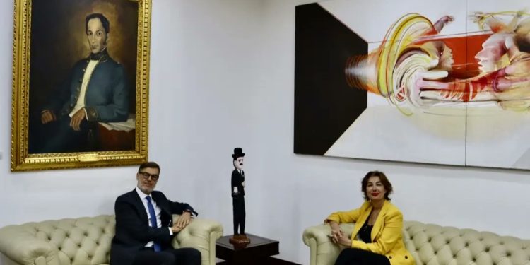 Canciller Plasencia se reúne con Programa Mundial de Alimentos para revisar avances en cooperación 1 FR6vBv5XoAE5VKM